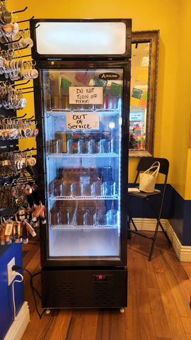 APR-303 22.8" Single Door Merchandiser Refrigerator 10 cu.ft APR-303 22.8" Single Door Merchandiser Refrigerator 10 cu.ft