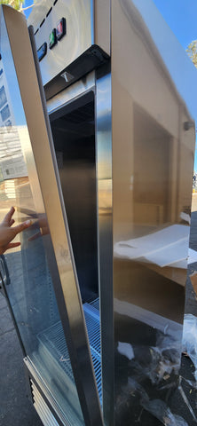 [Clearance]  Westlake Single Door Merchandiser Refrigerator 23 cu ft