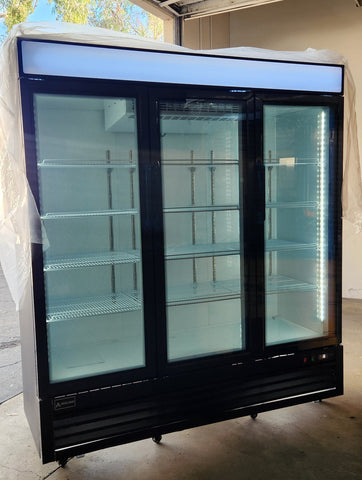 [CLEARANCE For Southern California Sale ONLY] #326001 ETL 72.8" Three Swing Door Merchandiser Refrigerator 57 cu.ft