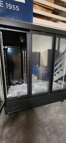 [Clearance]  TGDF70'' Three Section Glass Door Merchandiser display Freezer