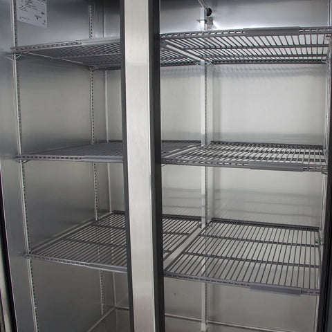 True T-35-HC 39 1/2" Two Section Reach In Refrigerator, (2) Left/Right Hinge Solid Doors, 115v