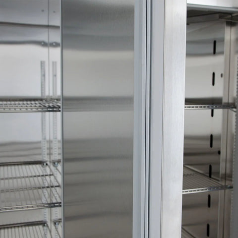 True STR3R-3S 77 3/4" Three Section Reach In Refrigerator, (3) Left/Right Hinge Solid Doors, 115v
