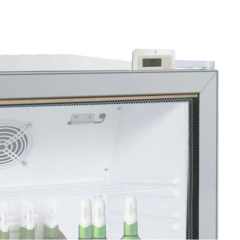 Maxx Cold MXM1-3.5RHC 24 3/10" X-Series Countertop Refrigerator w/ Front Access - Swing Door, White, 120v