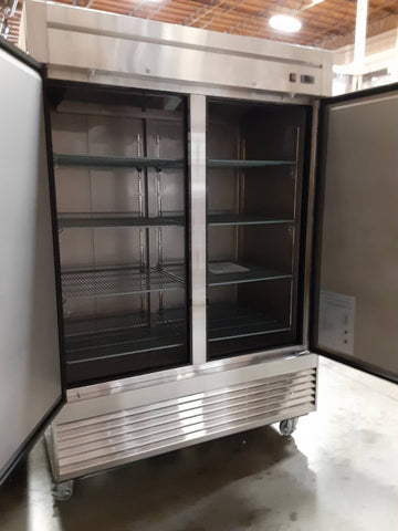 Dukers D55R 2-Door Commercial Refrigerator in Stainless Steel