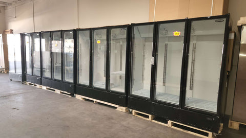 [CLEARANCE For Southern California Sale ONLY] #67601  ETL 71" Three Swing Door Merchandiser Refrigerator 57 cu.ft (Qty 1)