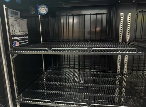 [Clearance]  TGDF70'' Three Section Glass Door Merchandiser display Freezer