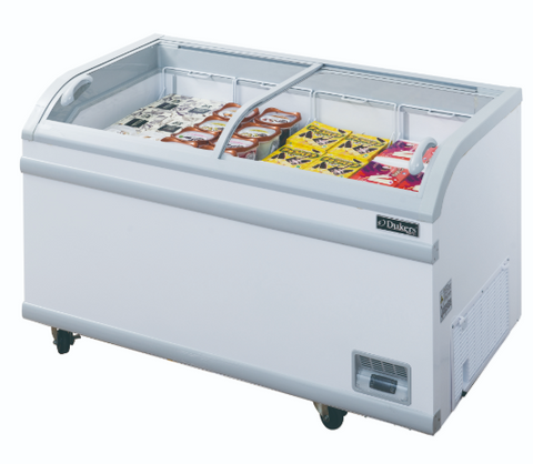 Dukers WD-500Y 56" Commercial Chest Freezer in White 17.6 Cu. Ft