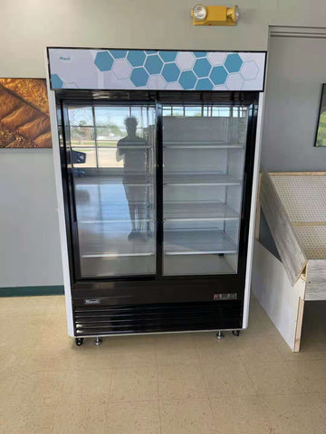 Migali C-49FM-HC 49 cu/ft Glass Door Merchandiser Freezer