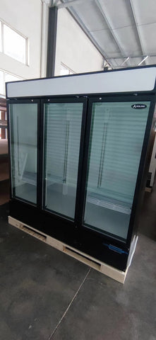 APR-676W 72" Three Swing Door Merchandiser Refrigerator 57 cu.ft
