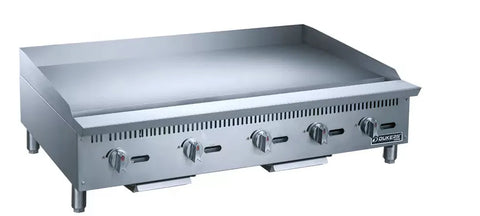 Dukers DCGT60 60 in. Thermostatic Griddle with 5 Burners