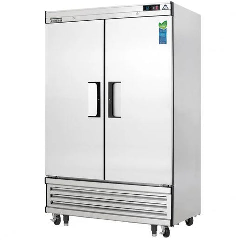 Everest EBSR2 49-5/8" Two Section Solid Door Upright Reach-In Refrigerator